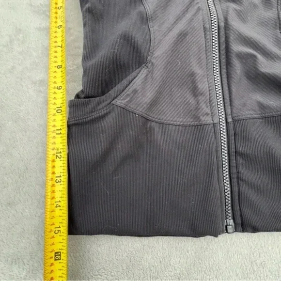 Lululemon In Flux Black Reversible Athletic Jacket - Picture 14 of 15